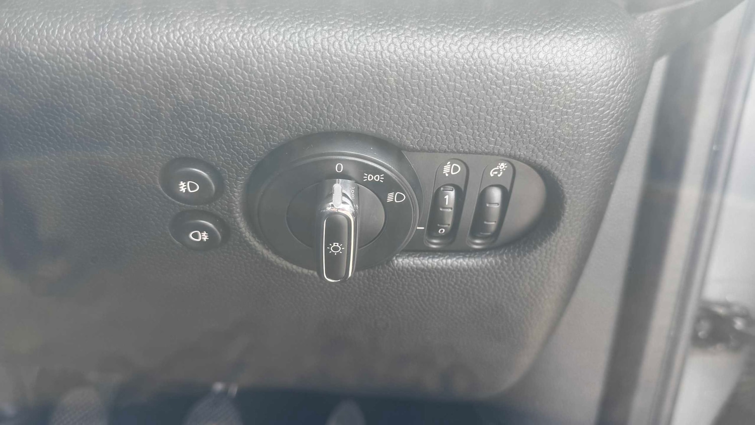 Used MINI Hatch 2018 for sale - 78209285: Photo 19