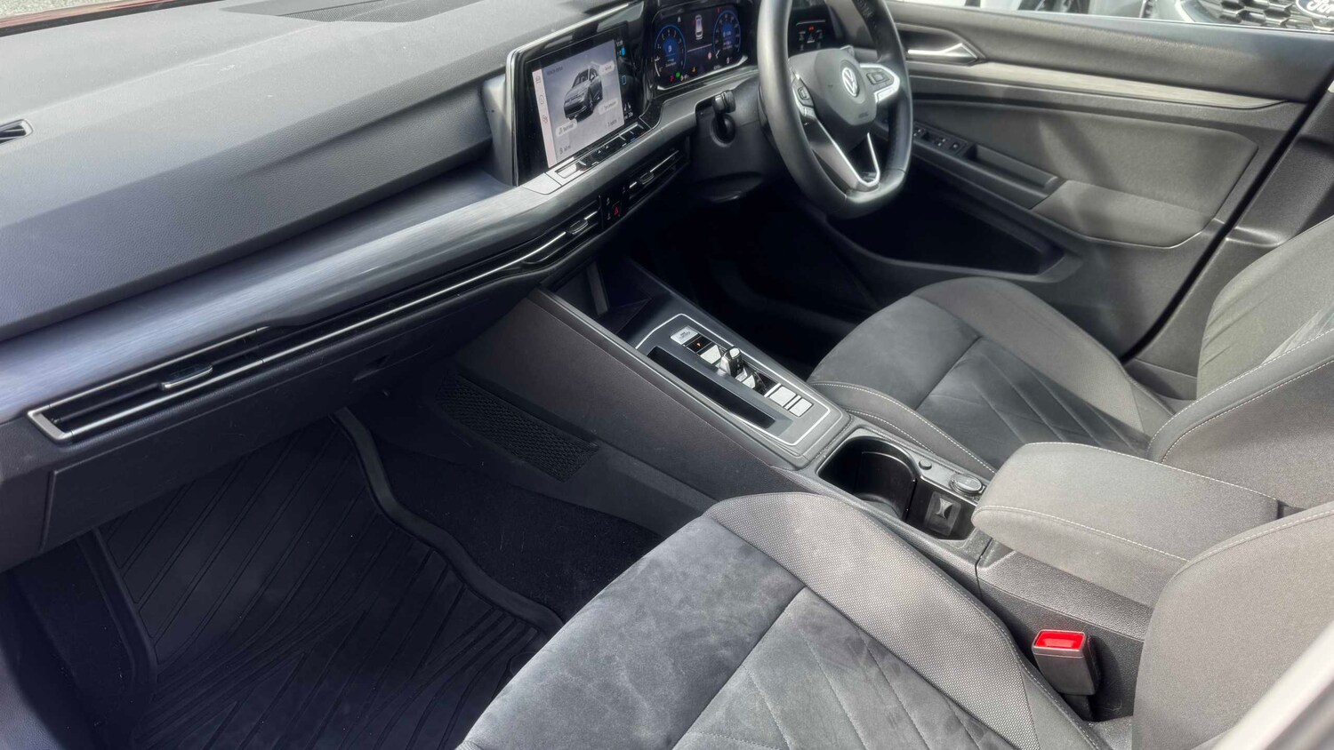 Used Volkswagen Golf 2021 for sale - 77648882: Photo 12