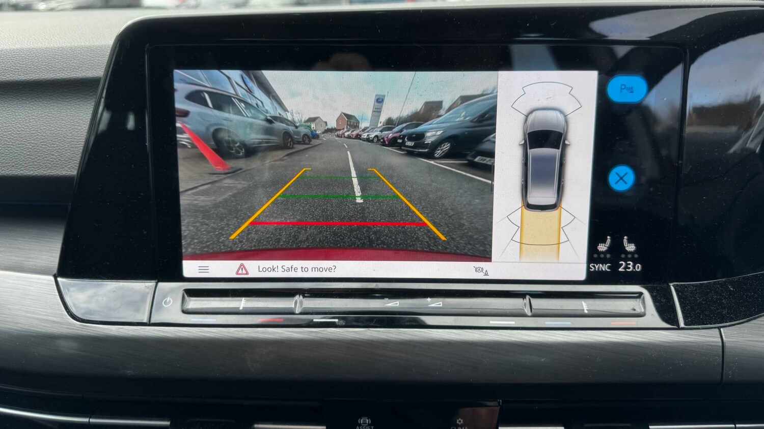 Used Volkswagen Golf 2021 for sale - 77648882: Photo 32