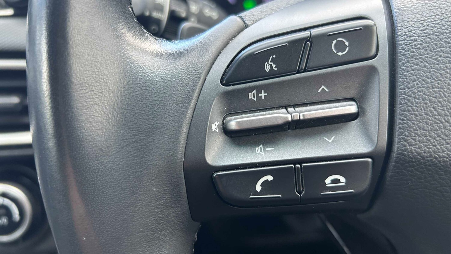 Used Hyundai KONA 2019 for sale - 76401317: Photo 24