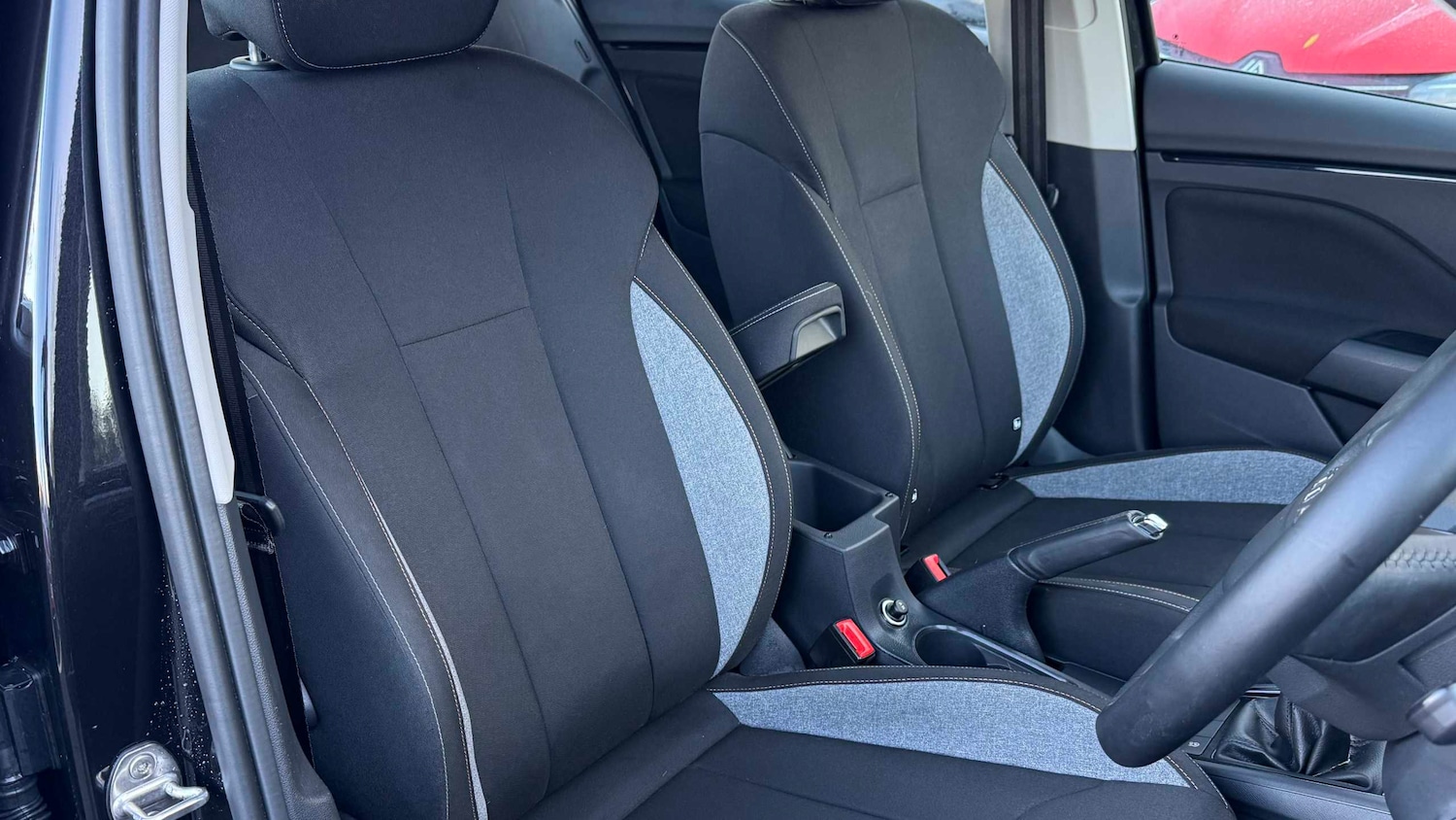 Used Skoda Kamiq 2025 for sale - 76789305: Photo 2