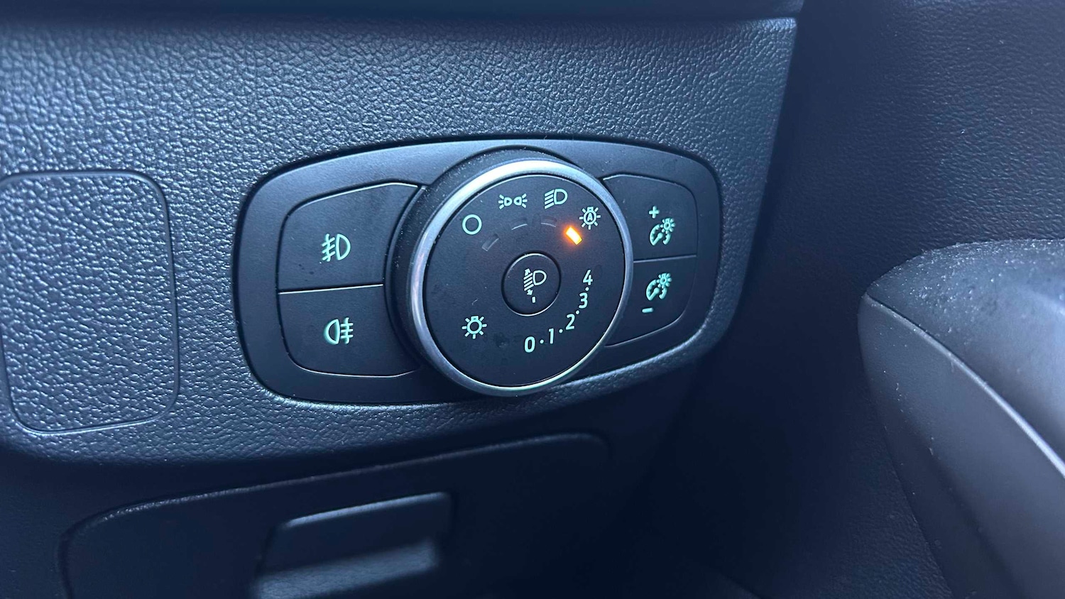 Used Ford Focus 2019 for sale - 76718116: Photo 21