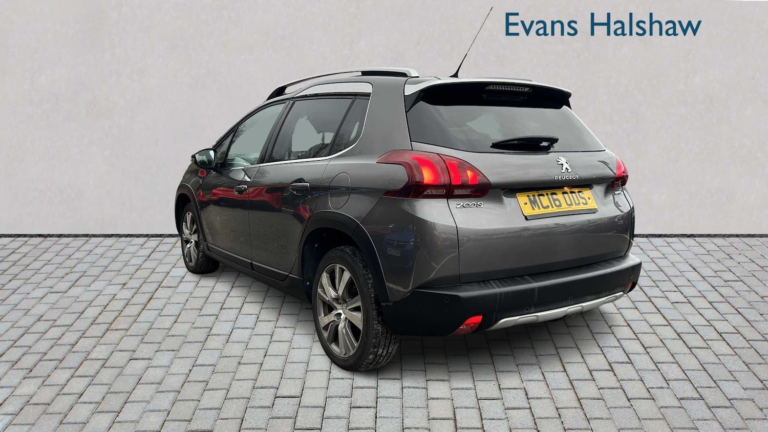 Used Peugeot 2008 2016 for sale - 76943478: Photo 4