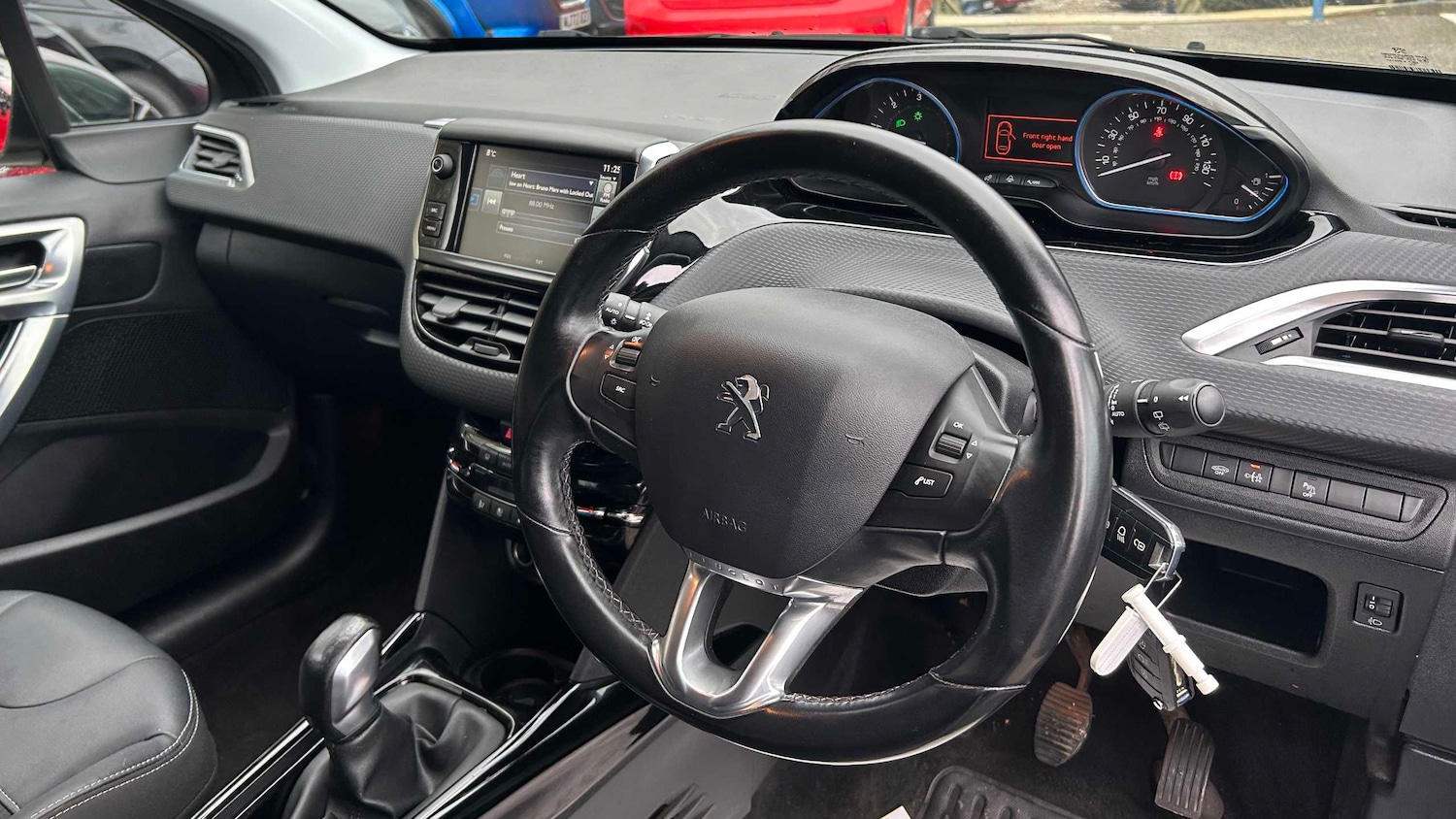 Used Peugeot 2008 2016 for sale - 76943478: Photo 7