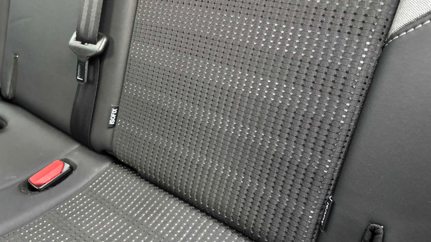 Used Peugeot 2008 2019 for sale - 77068649: Photo 18