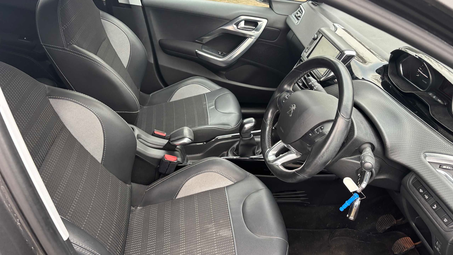 Used Peugeot 2008 2019 for sale - 77068649: Photo 25