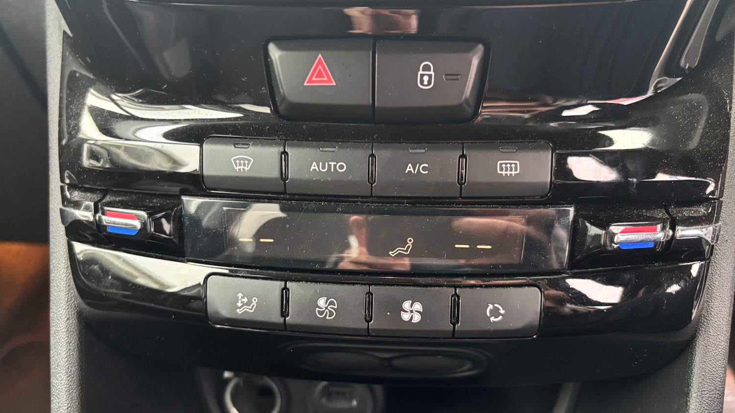 Used Peugeot 2008 2019 for sale - 77068649: Photo 31