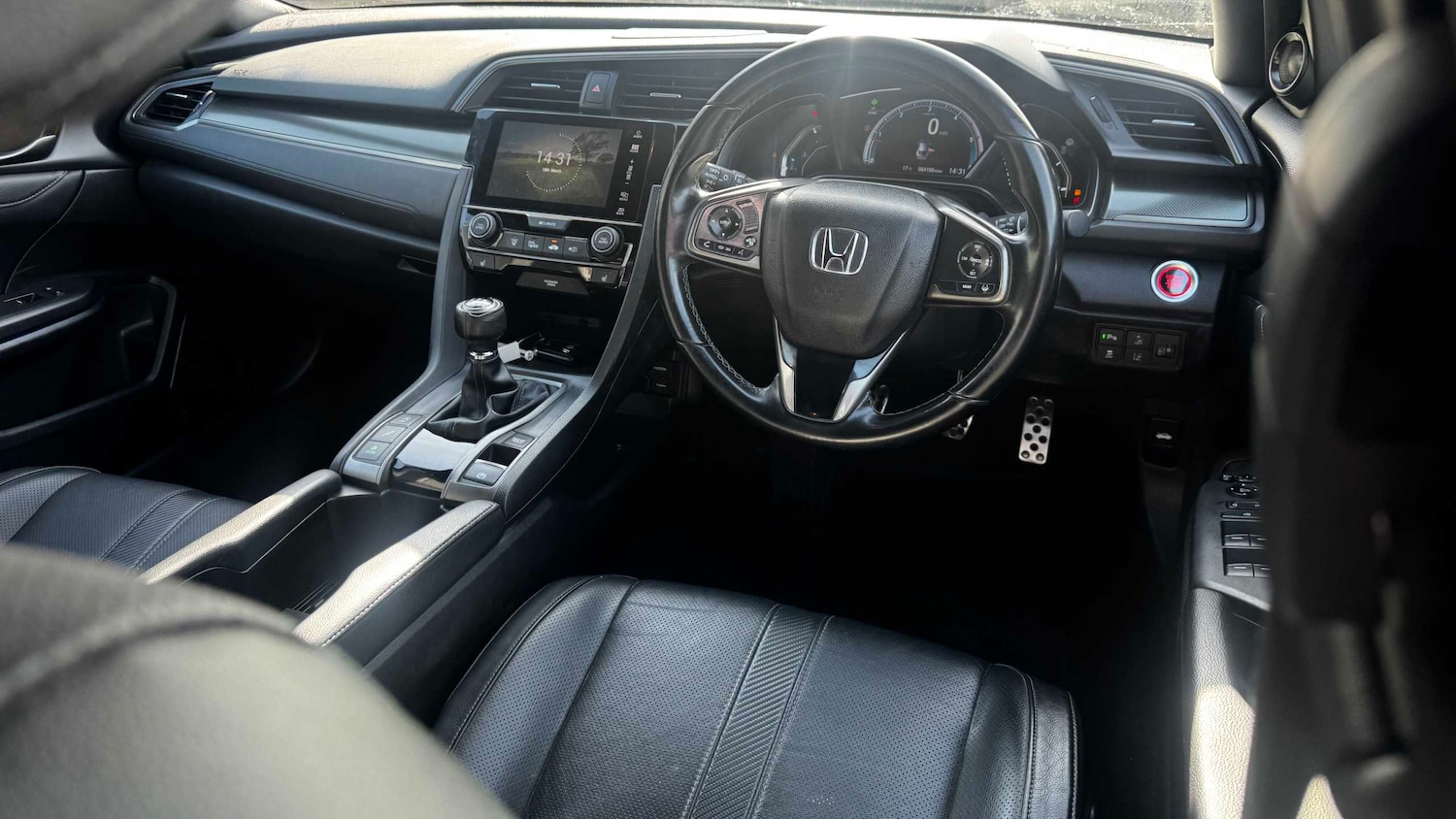 Used Honda Civic 2018 for sale - 77943278: Photo 18