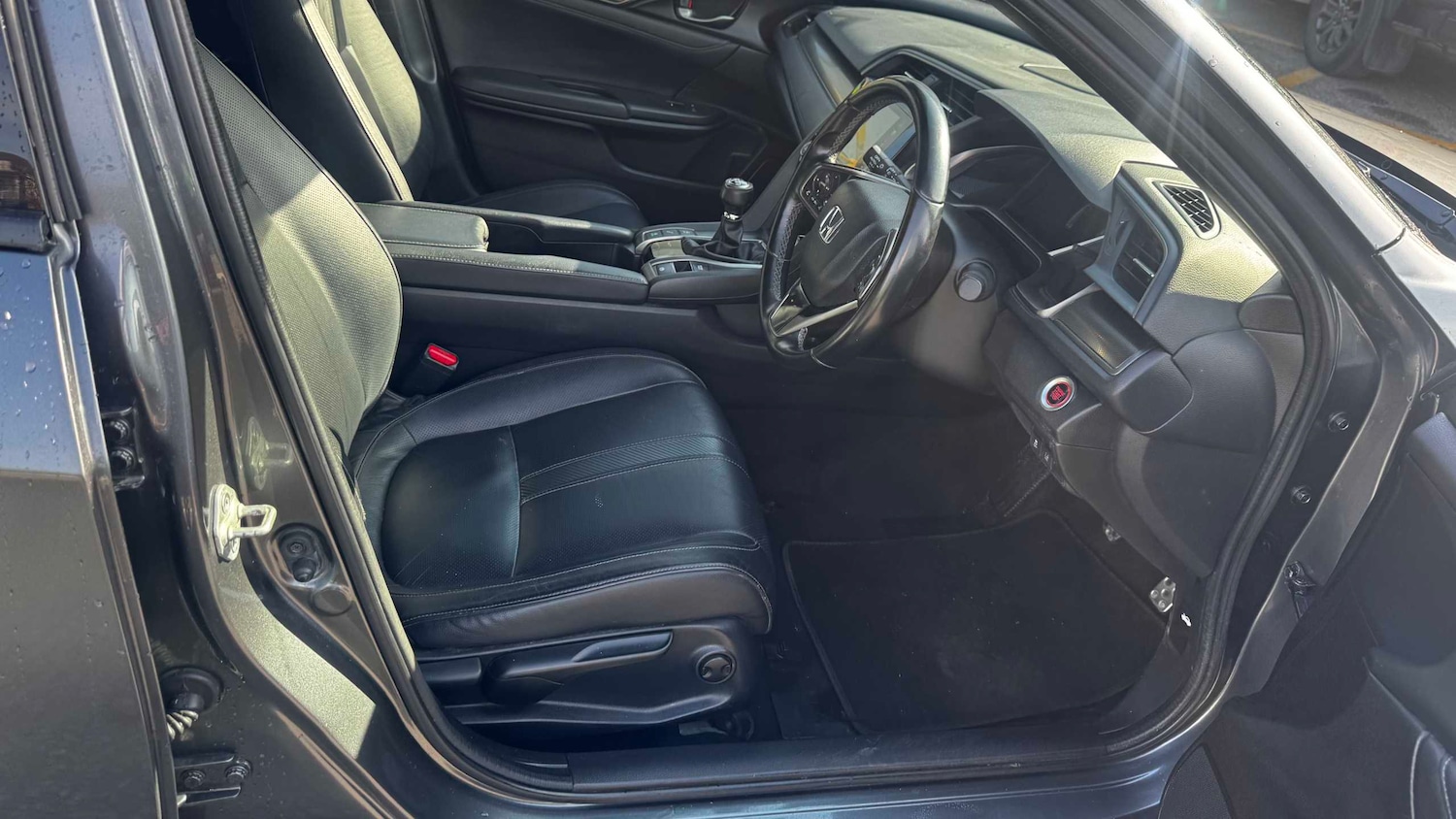 Used Honda Civic 2018 for sale - 77943278: Photo 19