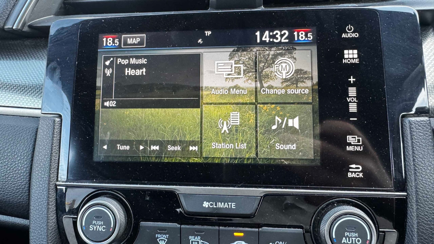 Used Honda Civic 2018 for sale - 77943278: Photo 31