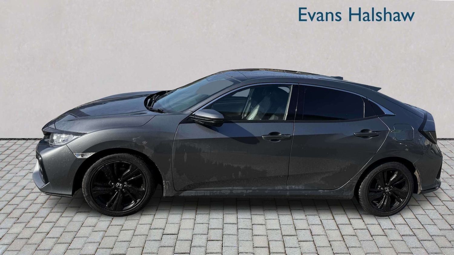 Used Honda Civic 2018 for sale - 77943278: Photo 4