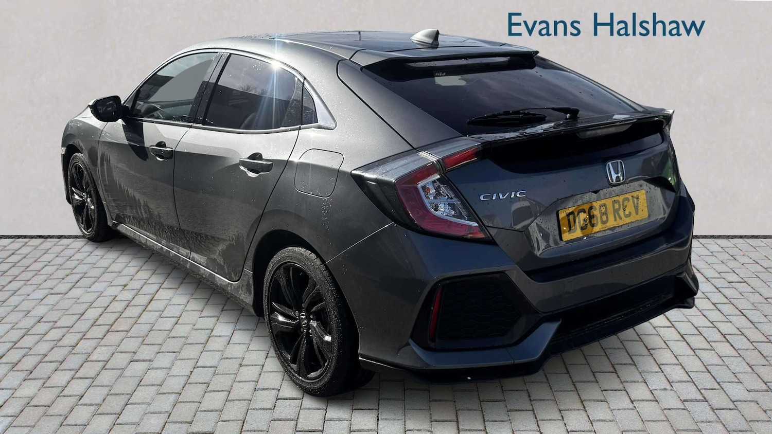 Used Honda Civic 2018 for sale - 77943278: Photo 5