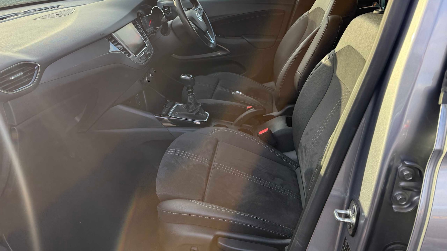 Used Vauxhall Crossland 2022 for sale - 77135054: Photo 16