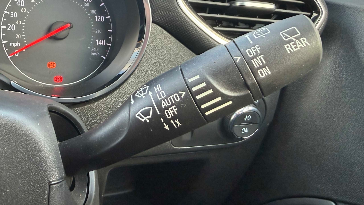 Used Vauxhall Crossland 2022 for sale - 77135054: Photo 30