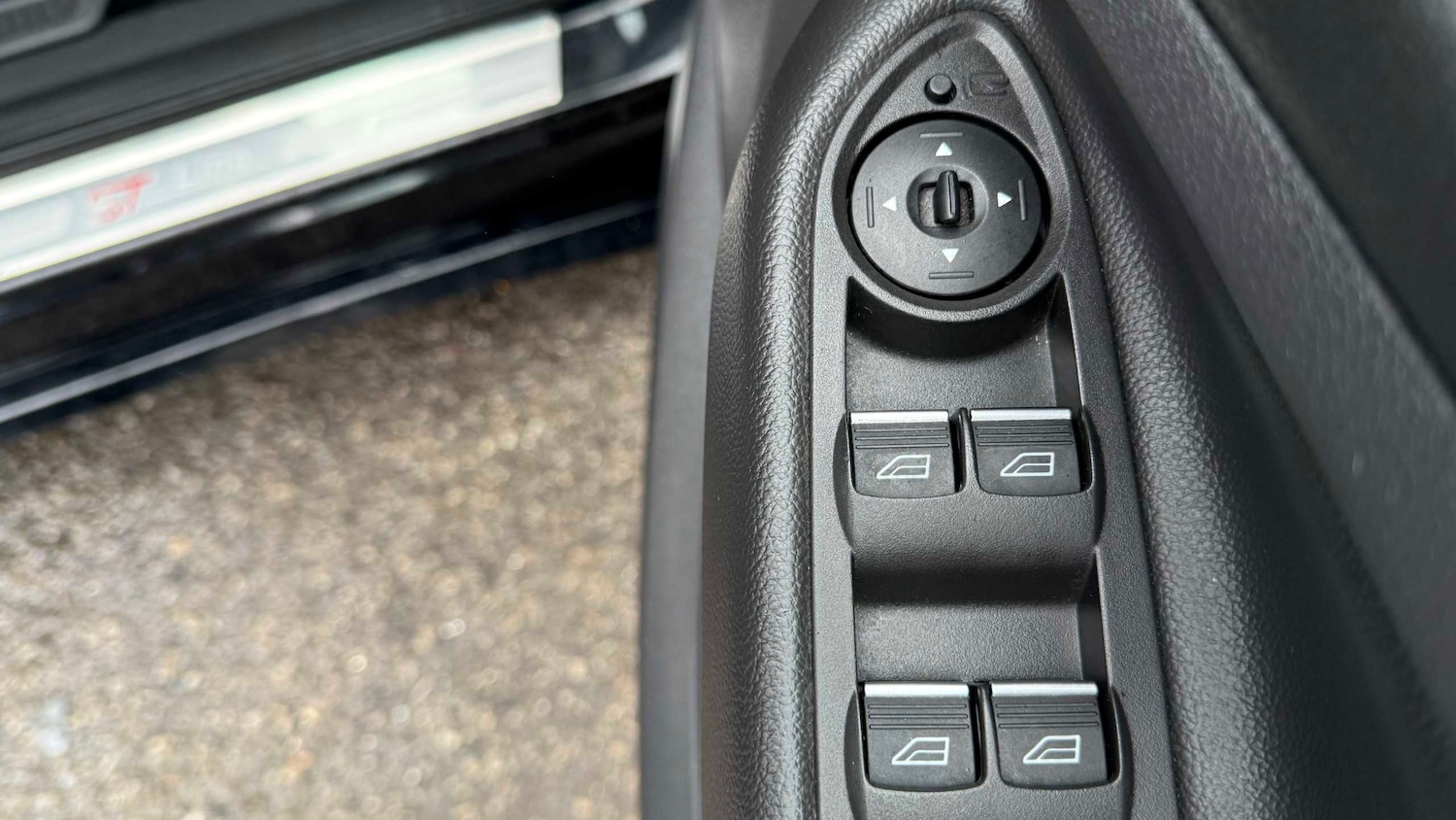 Used Ford Kuga 2017 for sale - 77443433: Photo 19