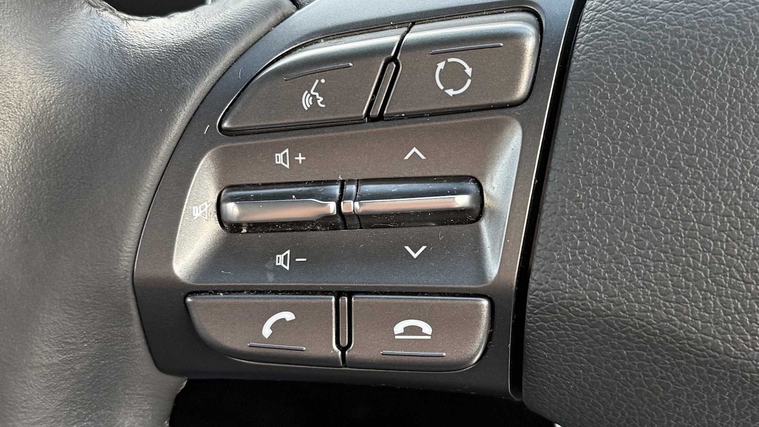 Used Hyundai IONIQ 2022 for sale - 76916038: Photo 18