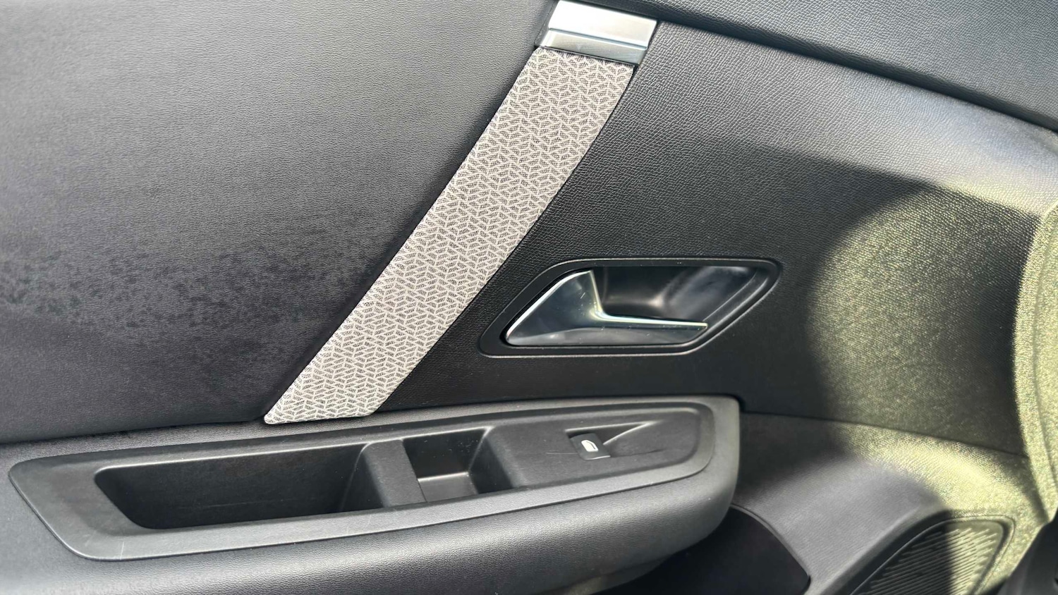 Used Citroen C4 2023 for sale - 76916157: Photo 16