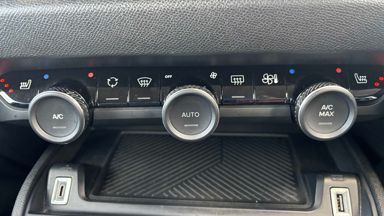 Used Citroen C4 2023 for sale - 76916157: Photo 24