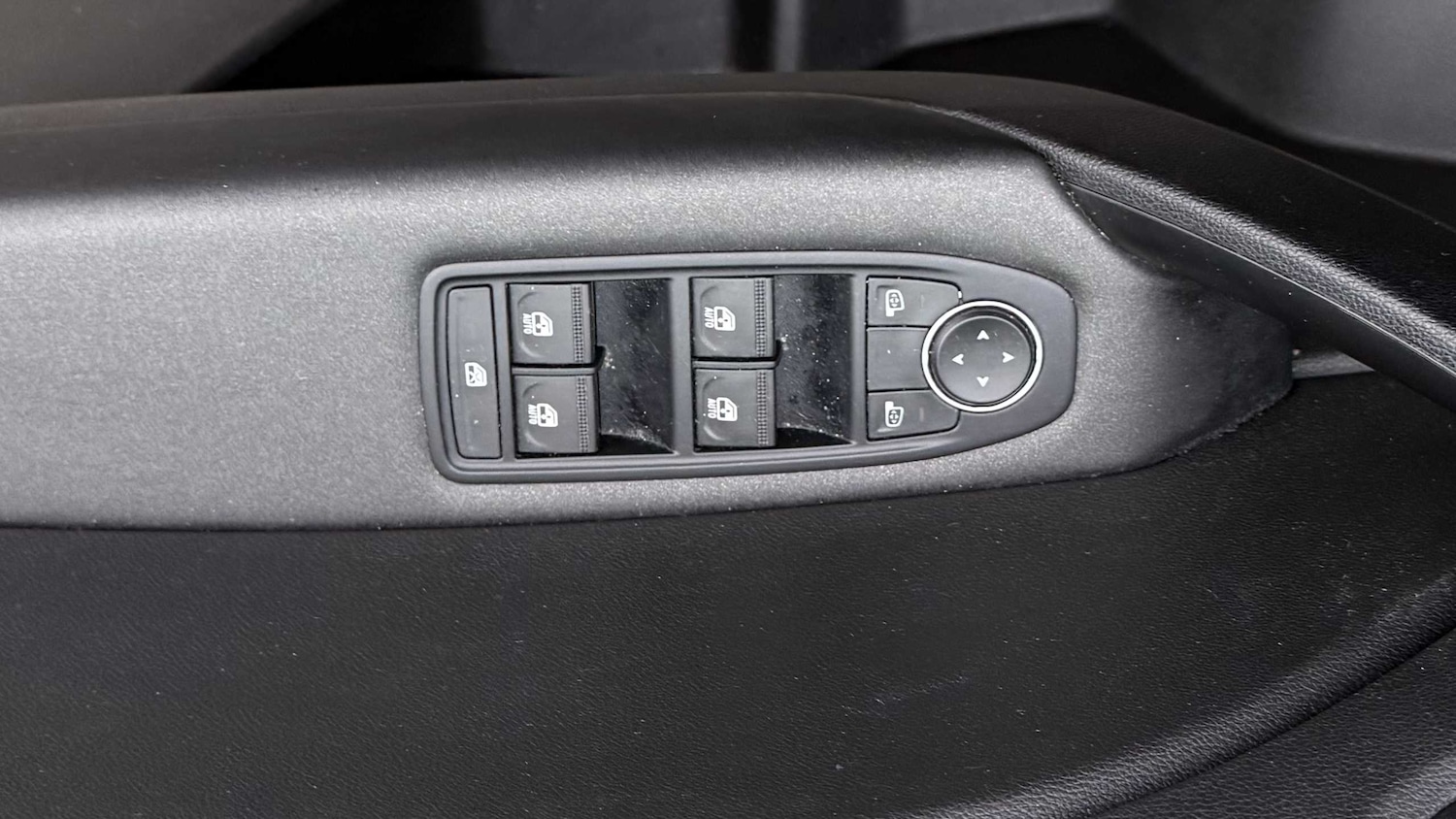 Used Renault Captur 2022 for sale - 77061123: Photo 16