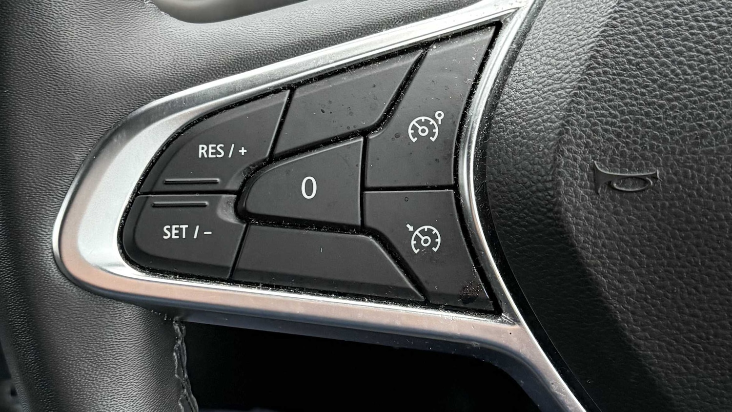 Used Renault Captur 2022 for sale - 77061123: Photo 19