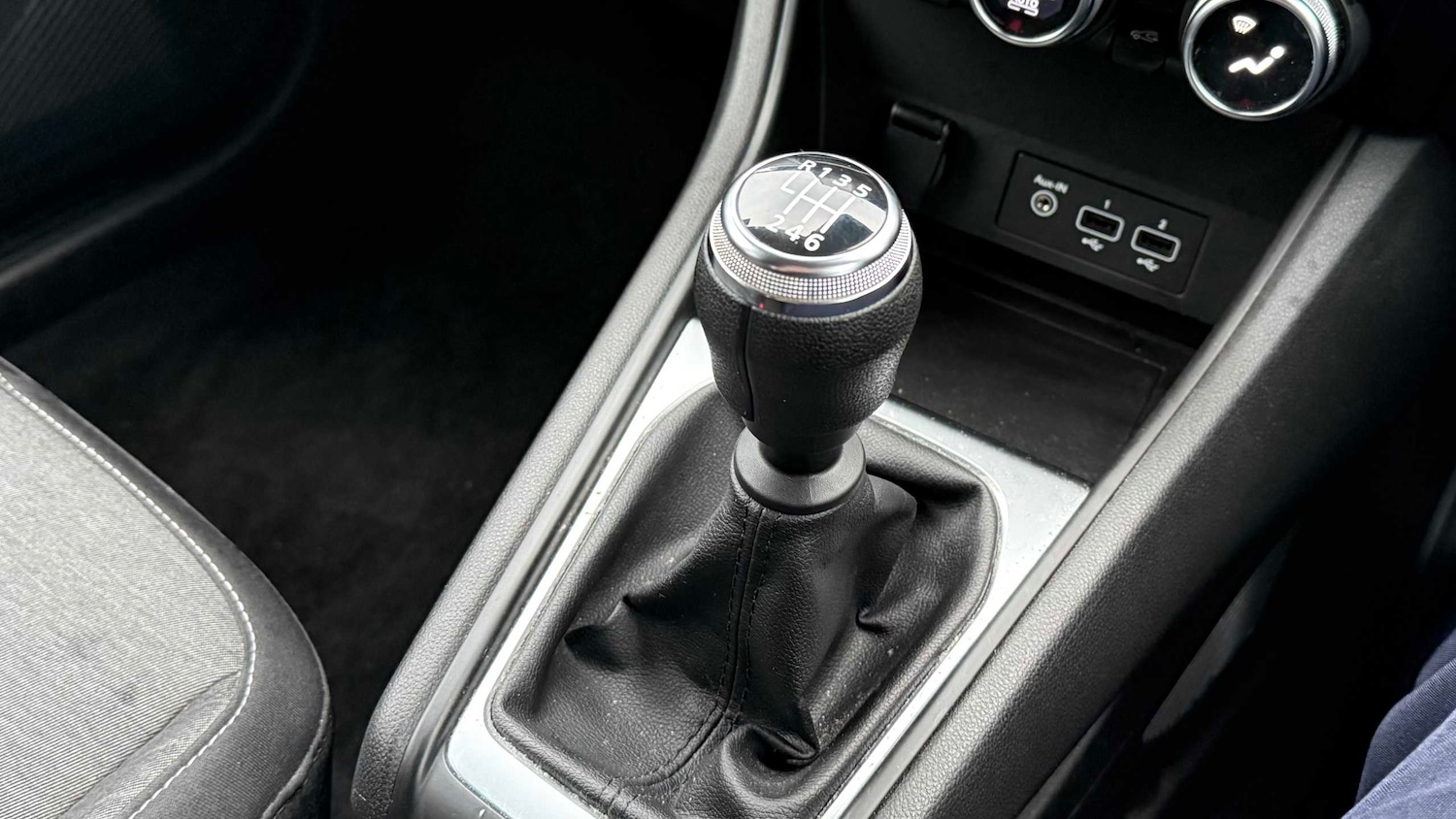 Used Renault Captur 2022 for sale - 77061123: Photo 29