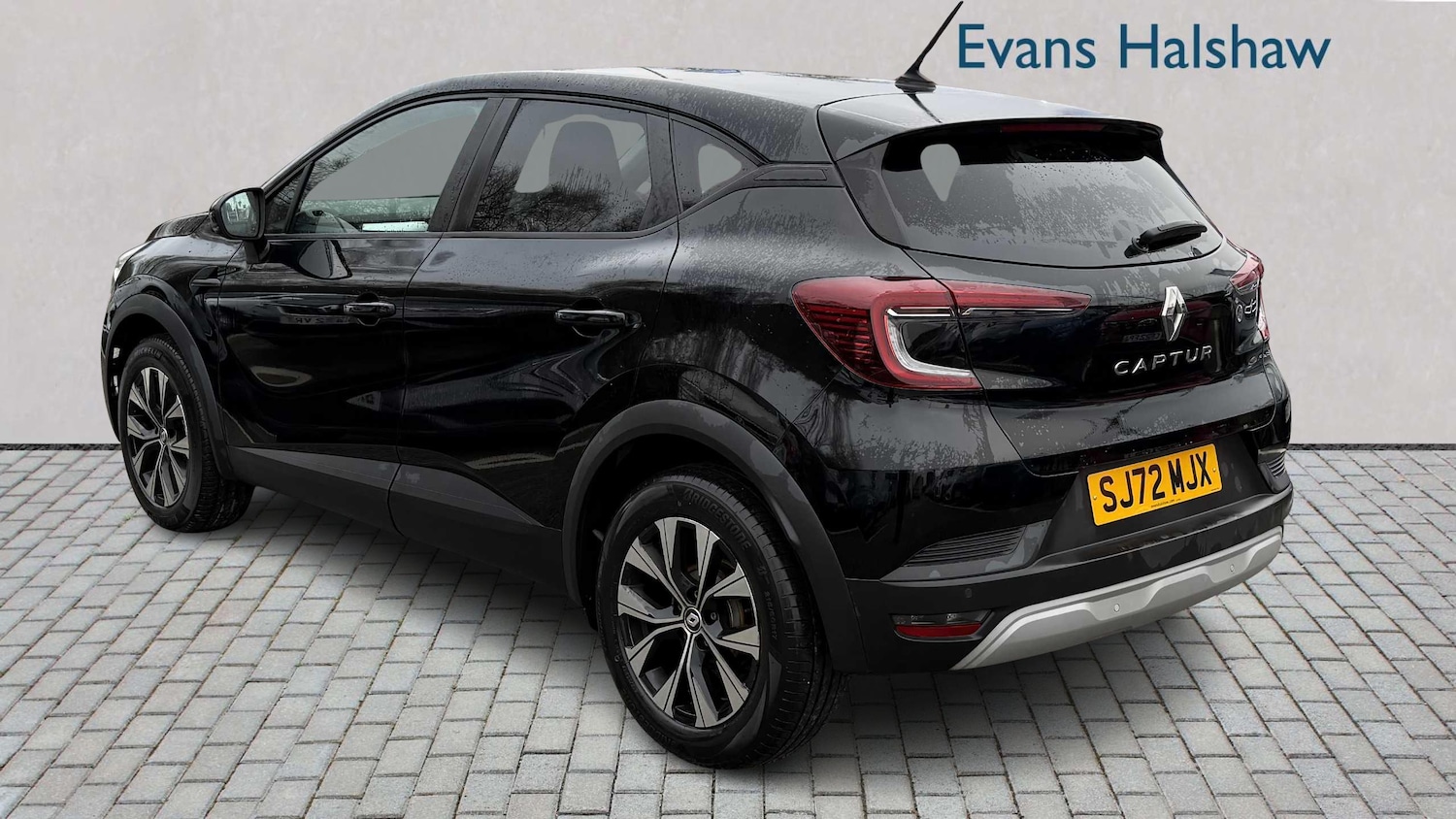 Used Renault Captur 2022 for sale - 77061123: Photo 3