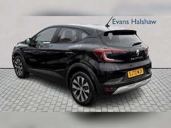 Used Renault Captur 2022 for sale - 77061123: Photo