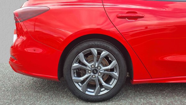 Used Ford Focus 2023 for sale - 75993923: Photo 12