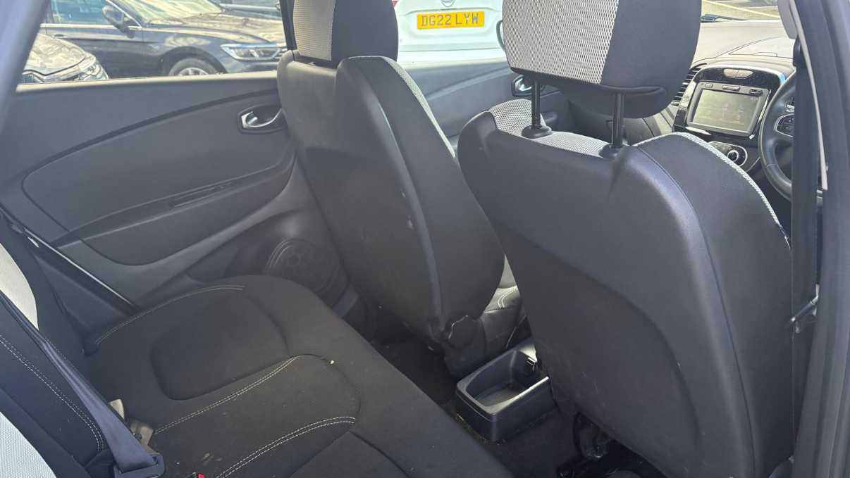 Used Renault Captur 2020 for sale - 77740941: Photo 15