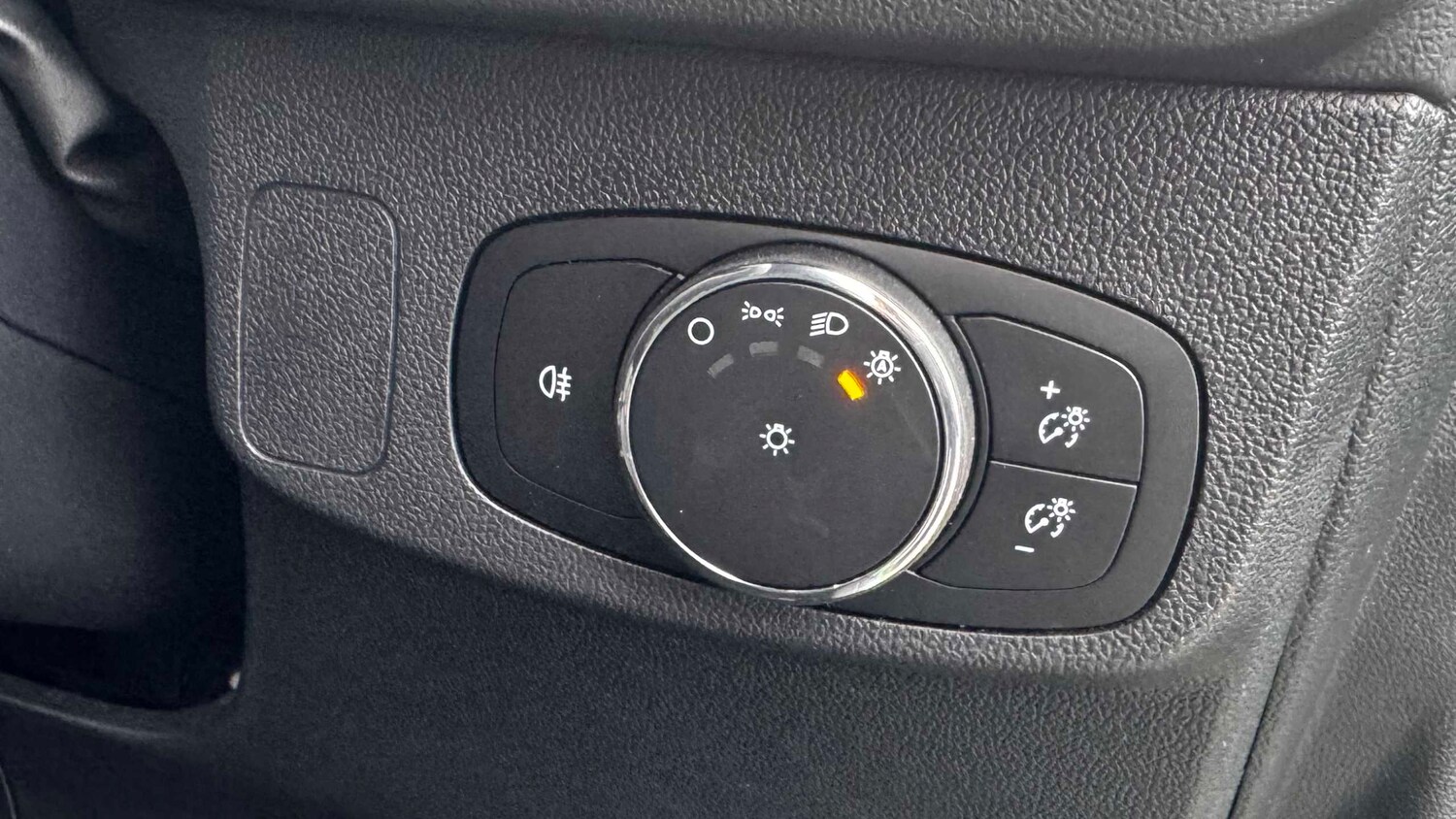 Used Ford Focus 2023 for sale - 77885910: Photo 24