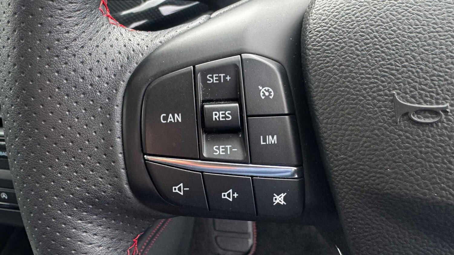 Used Ford Focus 2023 for sale - 77885910: Photo 27