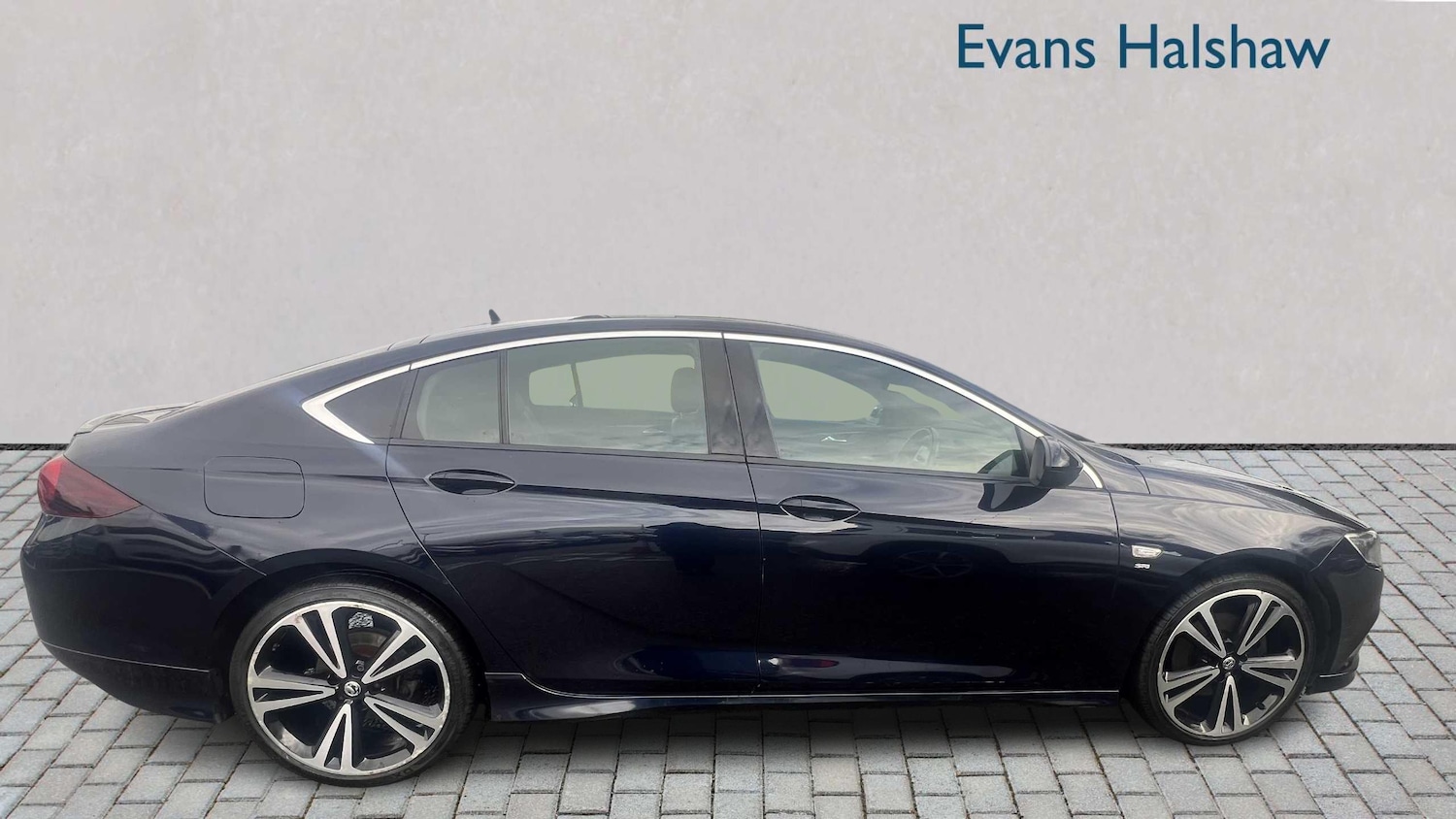 Used Vauxhall Insignia 2018 for sale - 77527076: Photo 3
