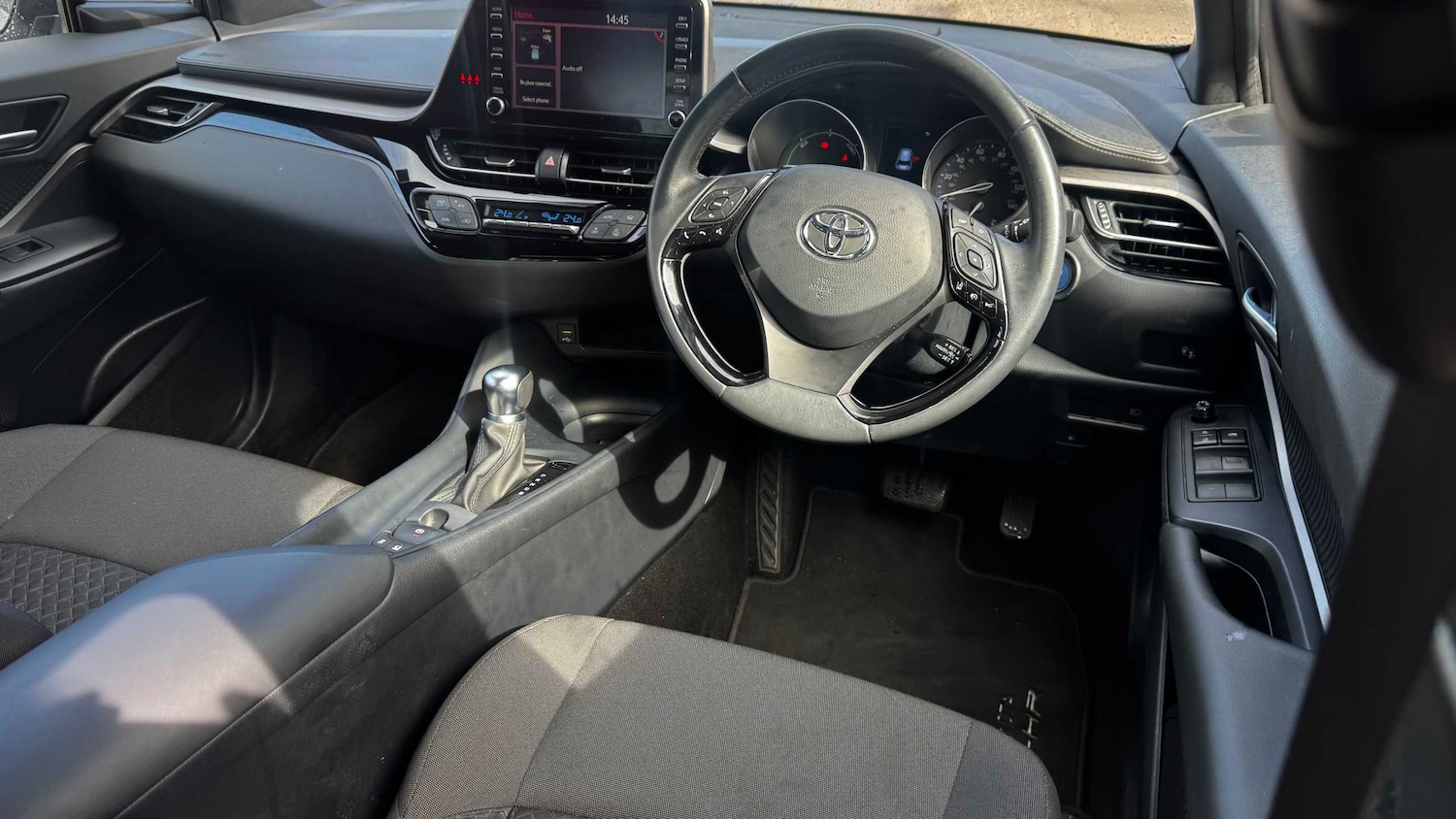 Used Toyota C-HR 2023 for sale - 78161532: Photo 19