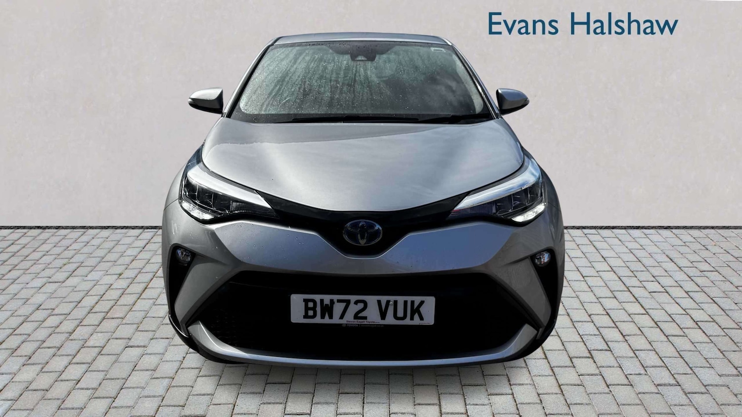 Used Toyota C-HR 2023 for sale - 78161532: Photo 2