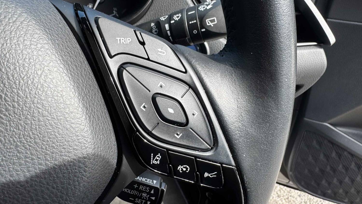 Used Toyota C-HR 2023 for sale - 78161532: Photo 21