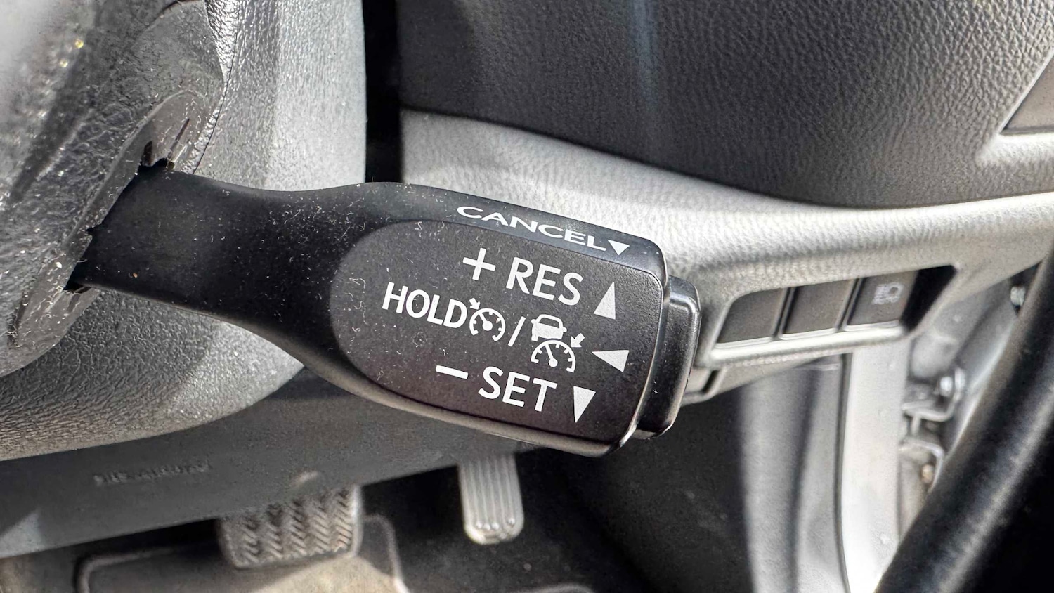 Used Toyota C-HR 2023 for sale - 78161532: Photo 23