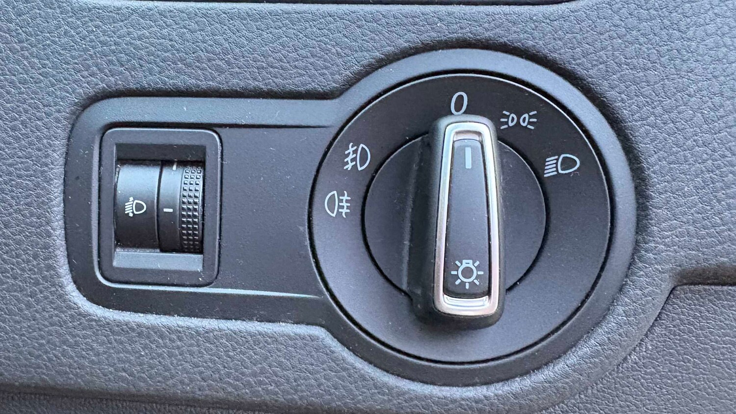 Used Volkswagen Polo 2016 for sale - 77756482: Photo 16