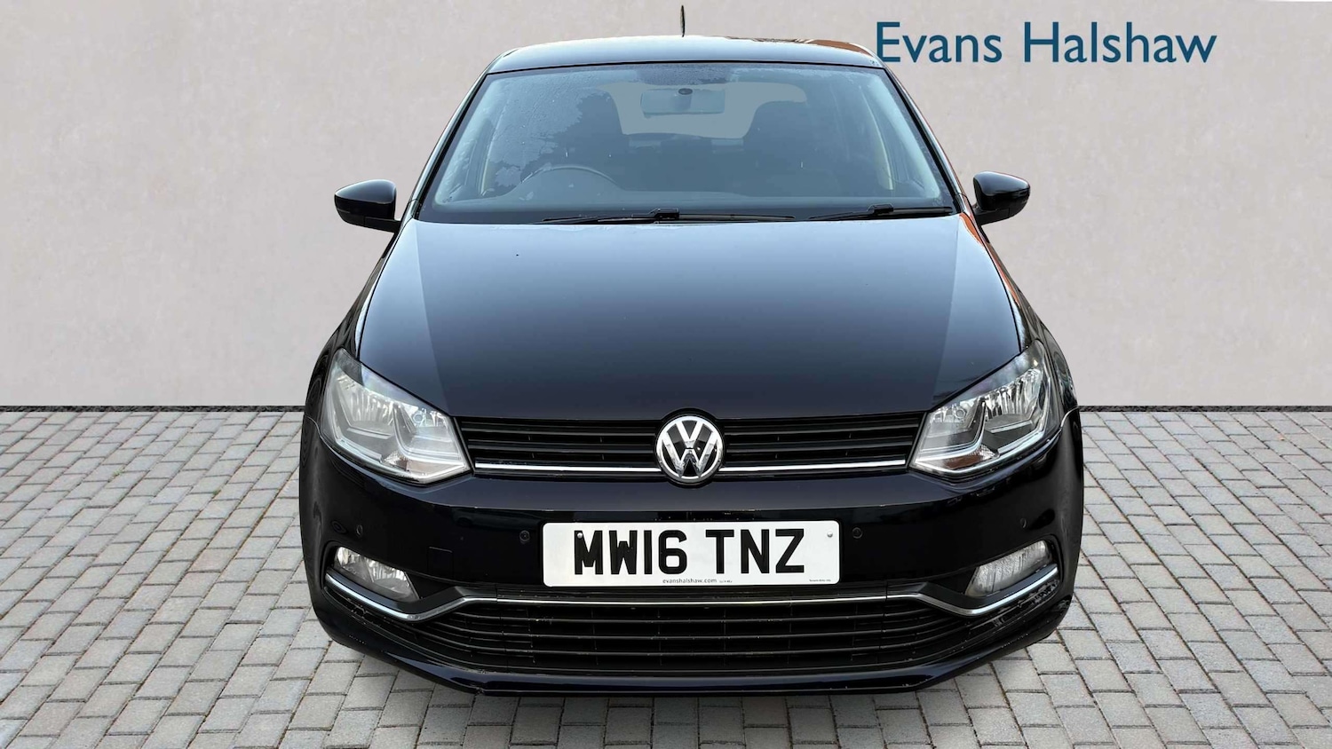 Used Volkswagen Polo 2016 for sale - 77756482: Photo 2