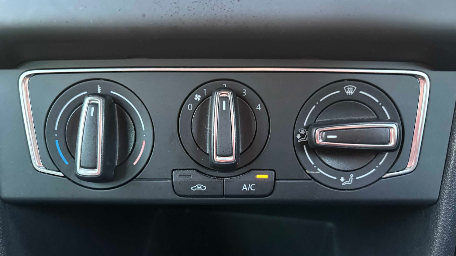 Used Volkswagen Polo 2016 for sale - 77756482: Photo 22