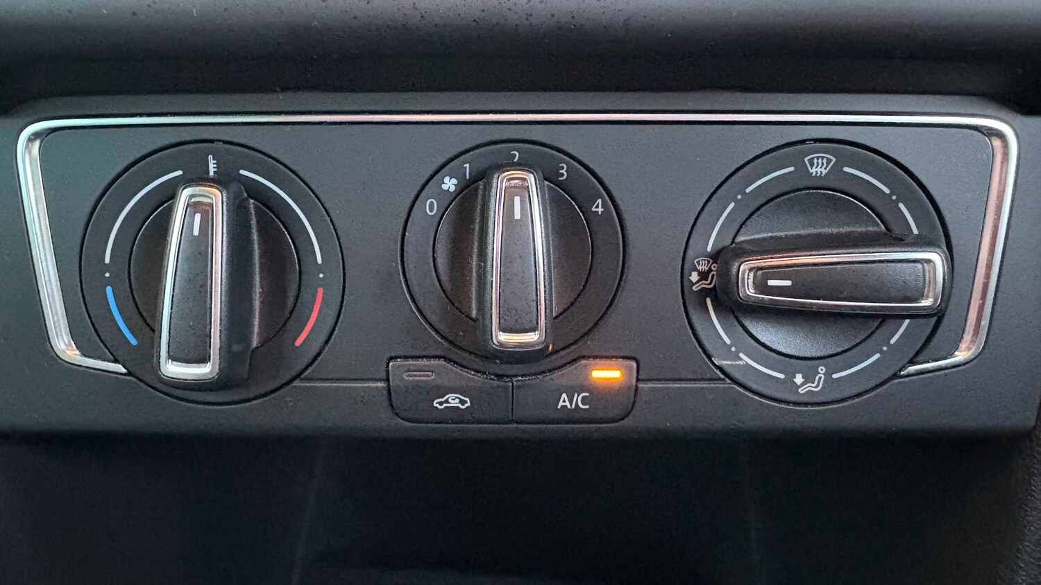 Used Volkswagen Polo 2016 for sale - 77756482: Photo 26