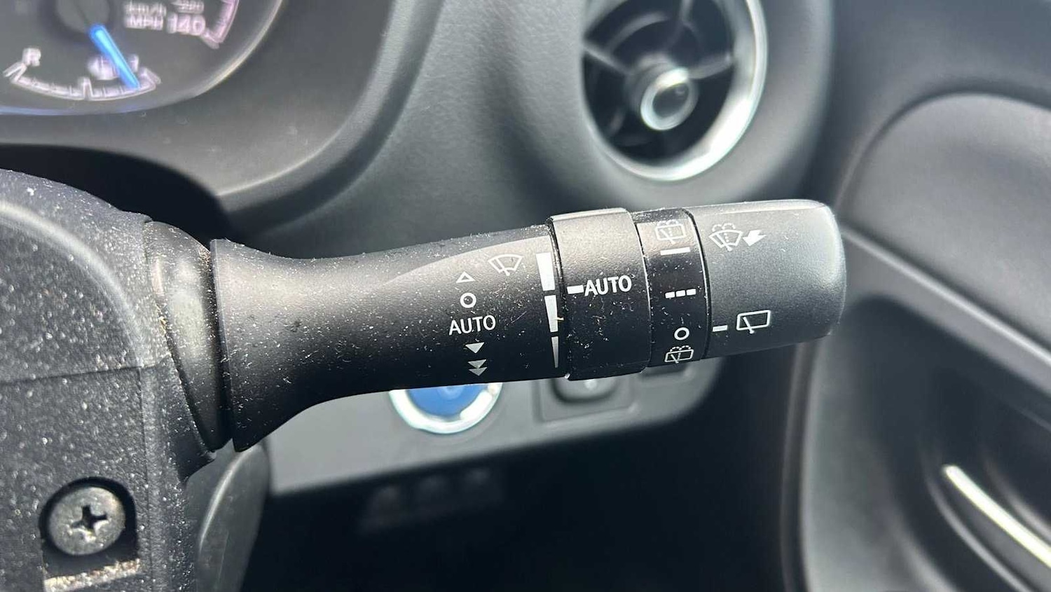 Used Toyota Yaris 2017 for sale - 77068625: Photo 13