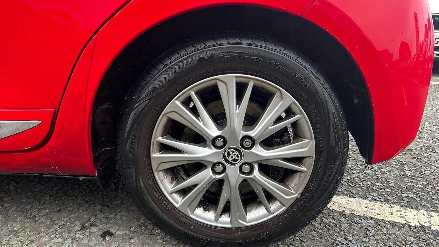 Used Toyota Yaris 2017 for sale - 77068625: Photo 18