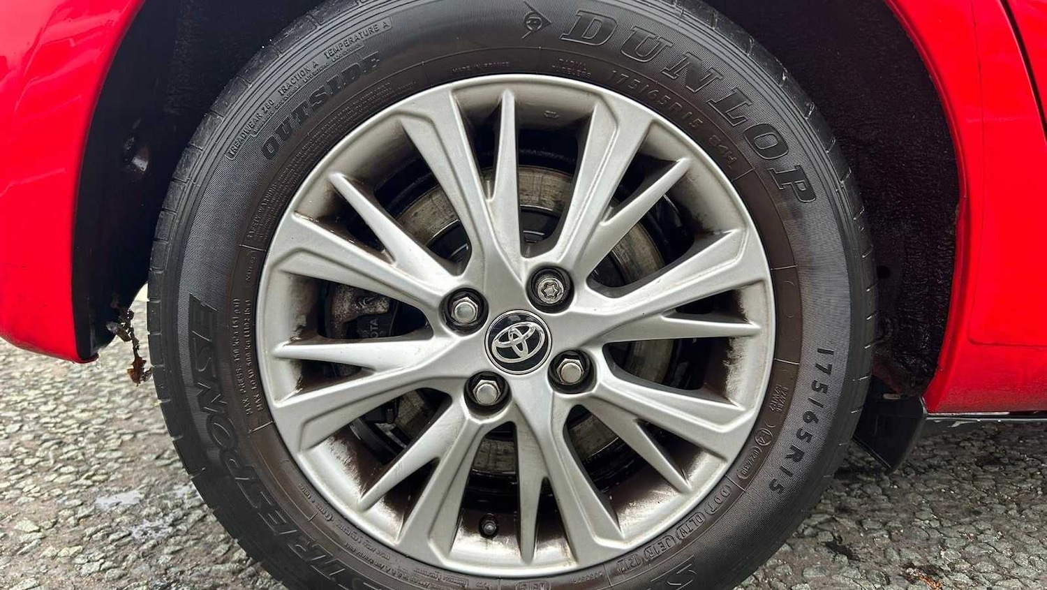 Used Toyota Yaris 2017 for sale - 77068625: Photo 19