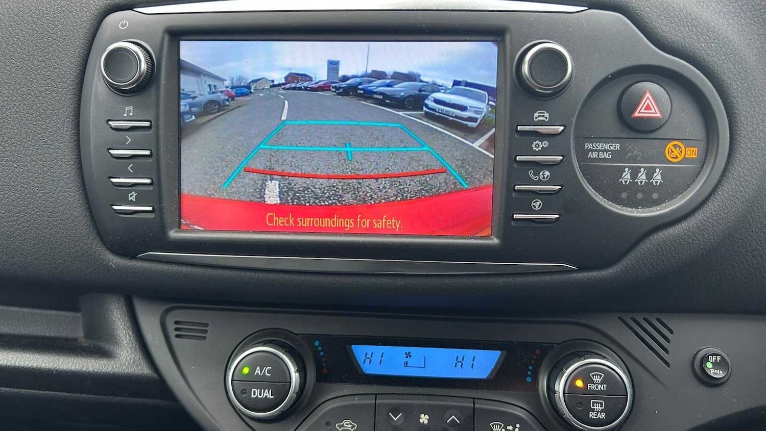 Used Toyota Yaris 2017 for sale - 77068625: Photo 28