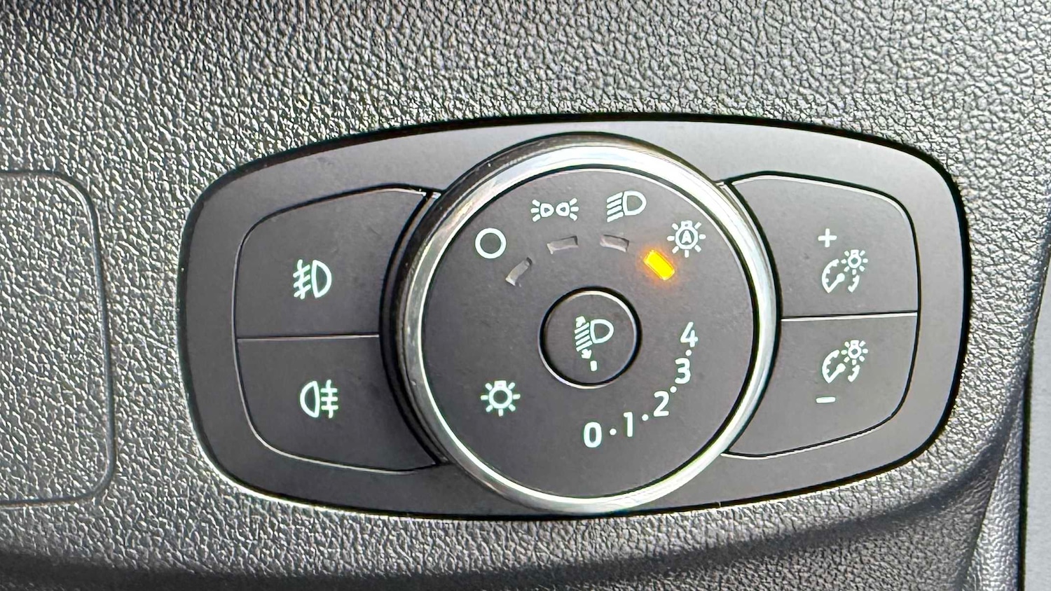 Used Ford Focus 2022 for sale - 77135053: Photo 32