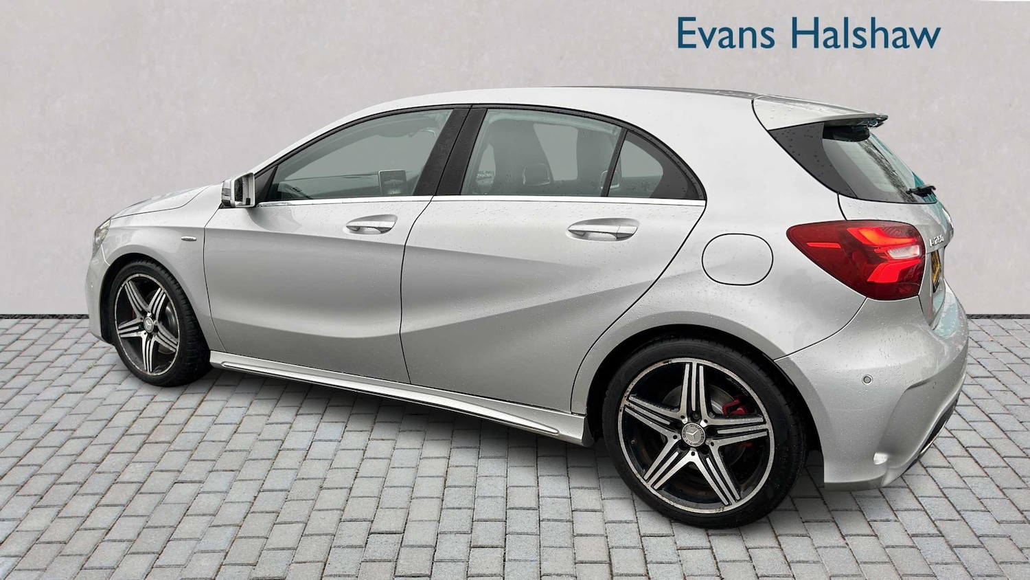 Used Mercedes-Benz A-Class 2016 for sale - 76943483: Photo 8