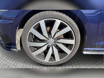 Used Volkswagen Golf 2018 for sale - 78365370: Photo