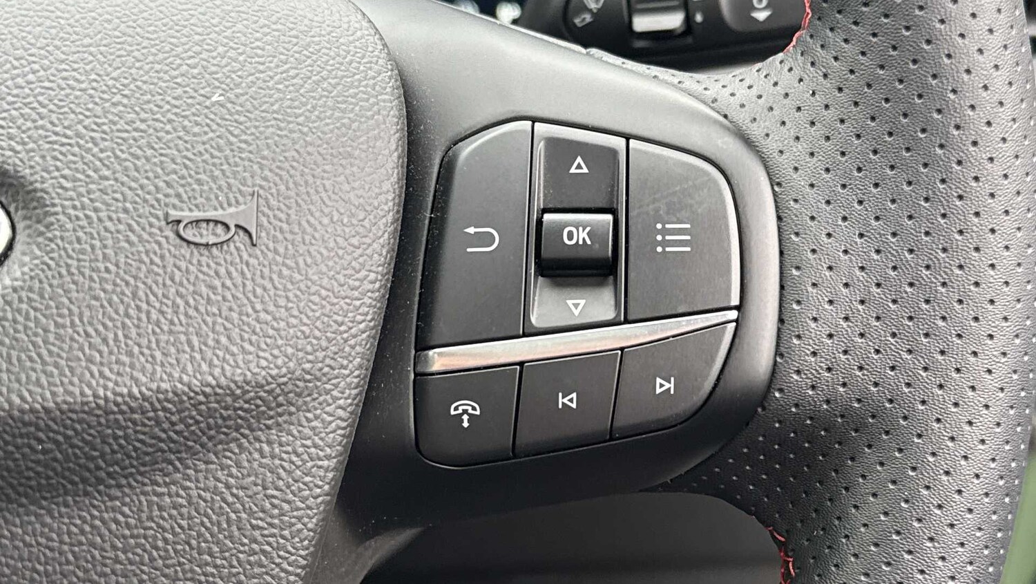 Used Ford Kuga 2024 for sale - 76075521: Photo 21