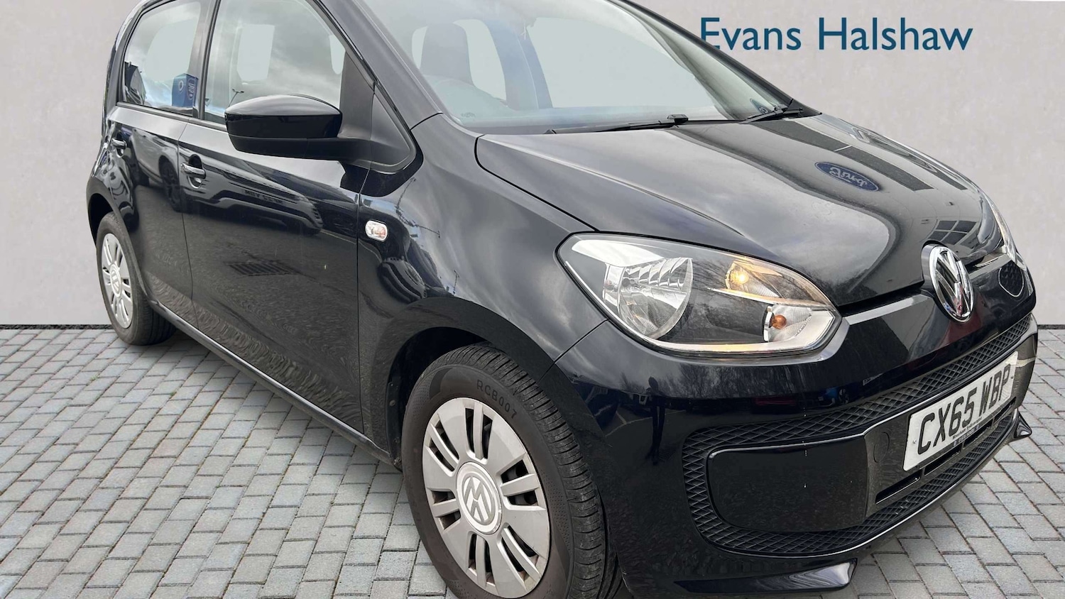 Used Volkswagen up! 2015 for sale - 77858322: Photo 2