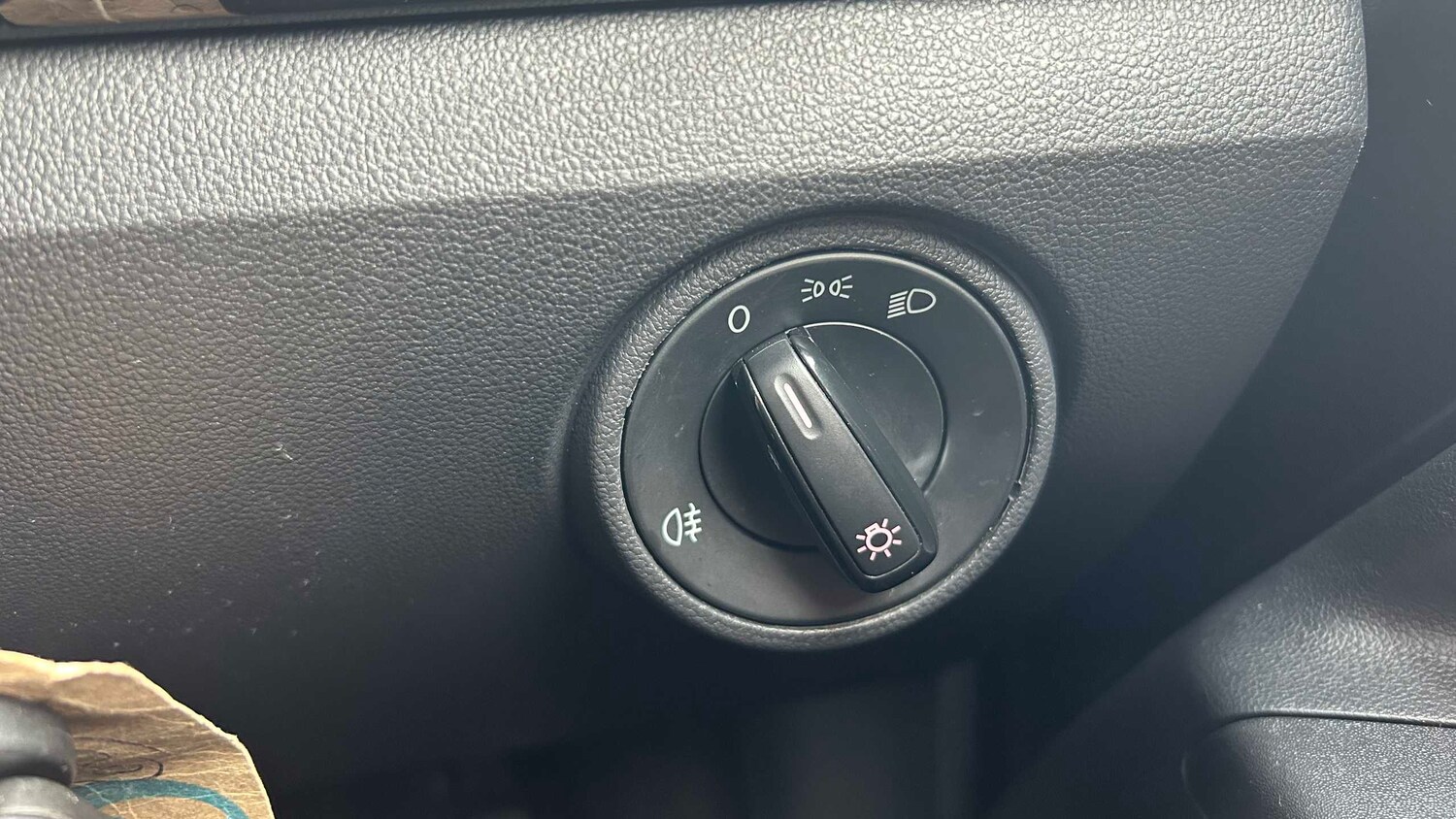 Used Volkswagen up! 2015 for sale - 77858322: Photo 29